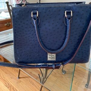 Dooney & Bourke
